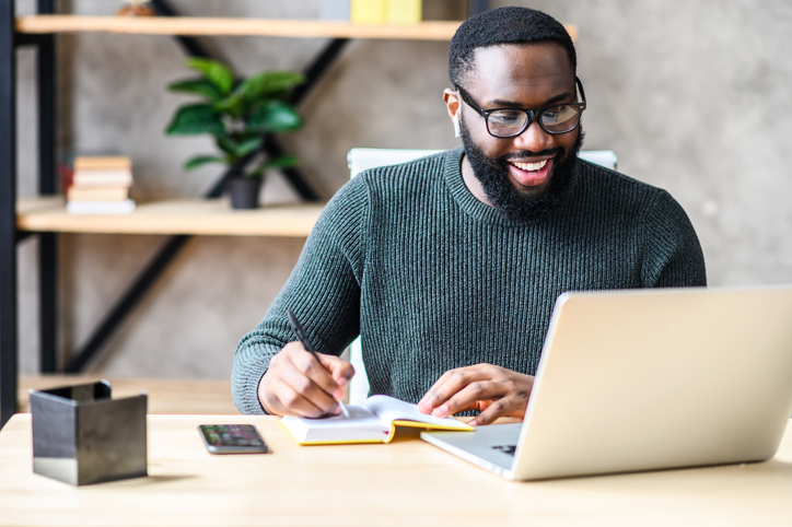 tonytsao's tweet photo. How to Onboard Remote Employees More Efficiently https://t.co/6oromJb0n2 https://t.co/7rfGX67iGQ