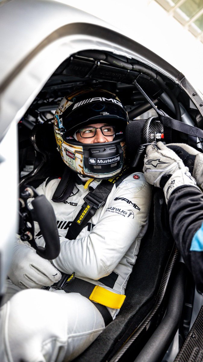hauptracingteam's tweet photo. Ready. Set. Go. 🚦 @DTM #testdrive #hauptracingteam #hrt #huberthaupt #MercedesAMG #AMG #GT3 #customer #racing #motorsport #team
#DTM #pagidracing #ravenol #cptech #eibach #petec #autobild #milon #five https://t.co/OV1GyQWfaU