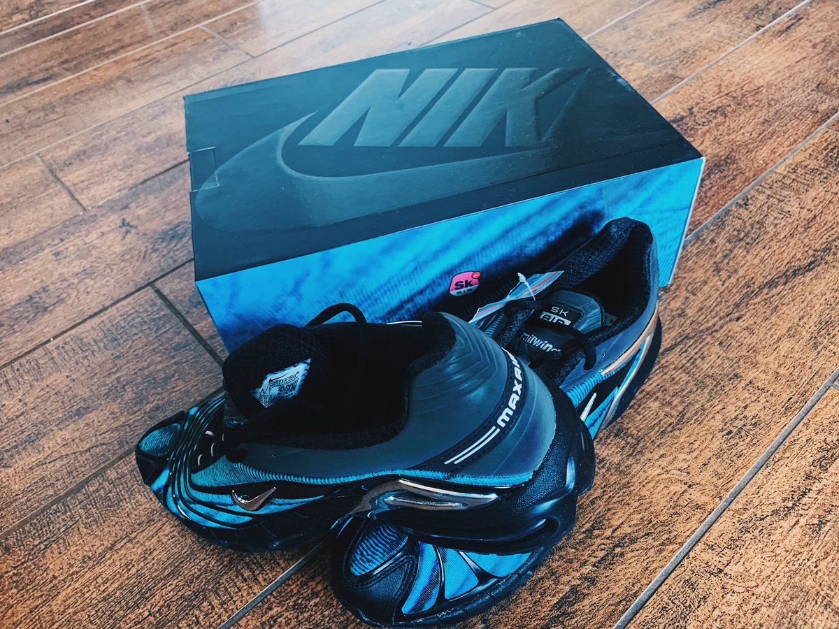 _Kudzayi's tweet photo. Thank you @Skepta &amp; @nike for my new Air Max Tailwind V Skeptas 🤣🤣 *jokes* Shout out to @lemkus_ one more time for the delivery 🦋🦋🦋 #airmaxtailwindiv #airmax #NotASneakerHead  #yomzansisneakers #Lemkus #JackLemkus @yomzansisneaker https://t.co/8VN9TZQBJP