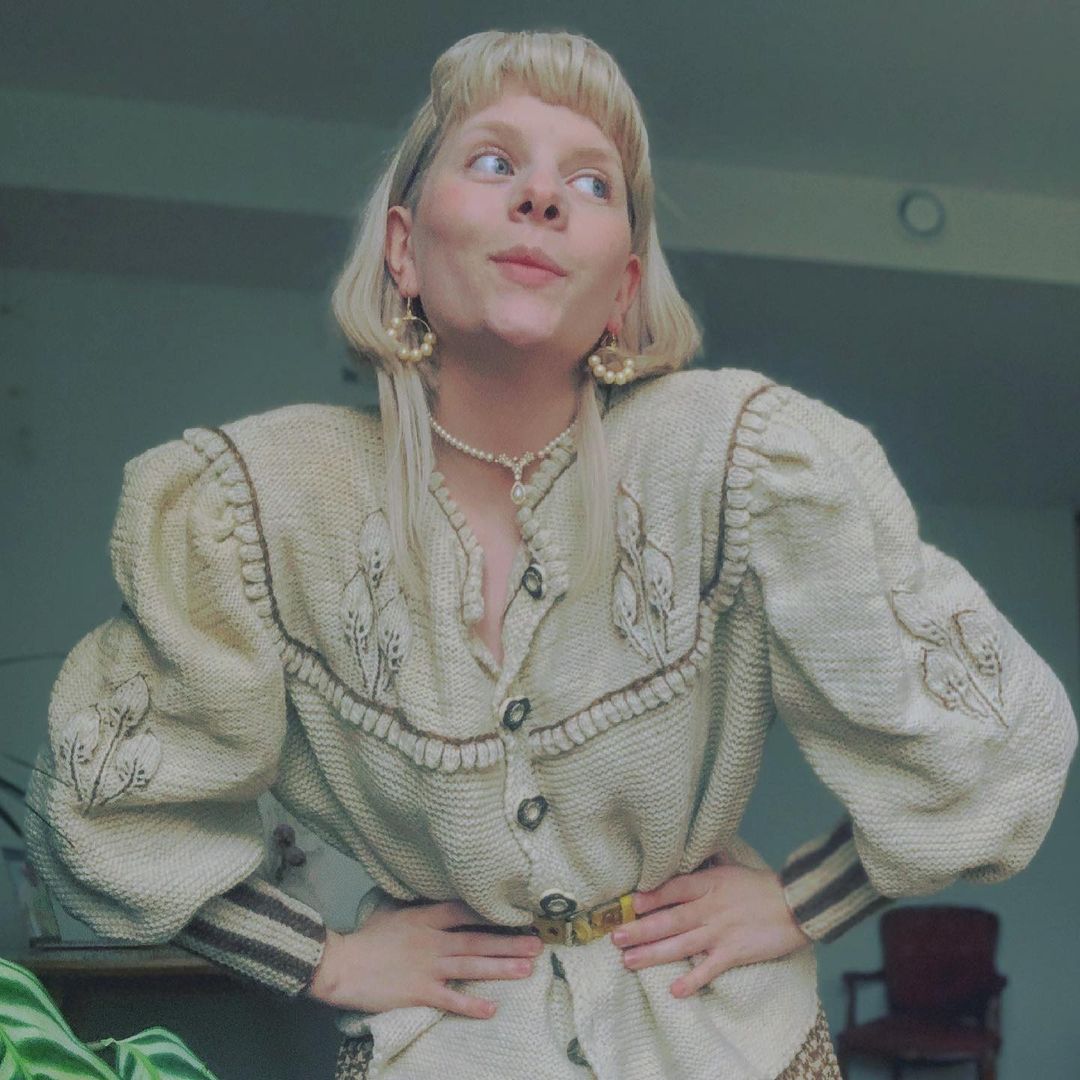AURORAmusic's tweet photo. Kisses 🫖 and TEA!!!!
(Yes You can drink it!?!)
🌼
Also thank you
And good luck on all your quests !!!!!!🌬🗡⚔️ https://t.co/EwO1XIKdHK