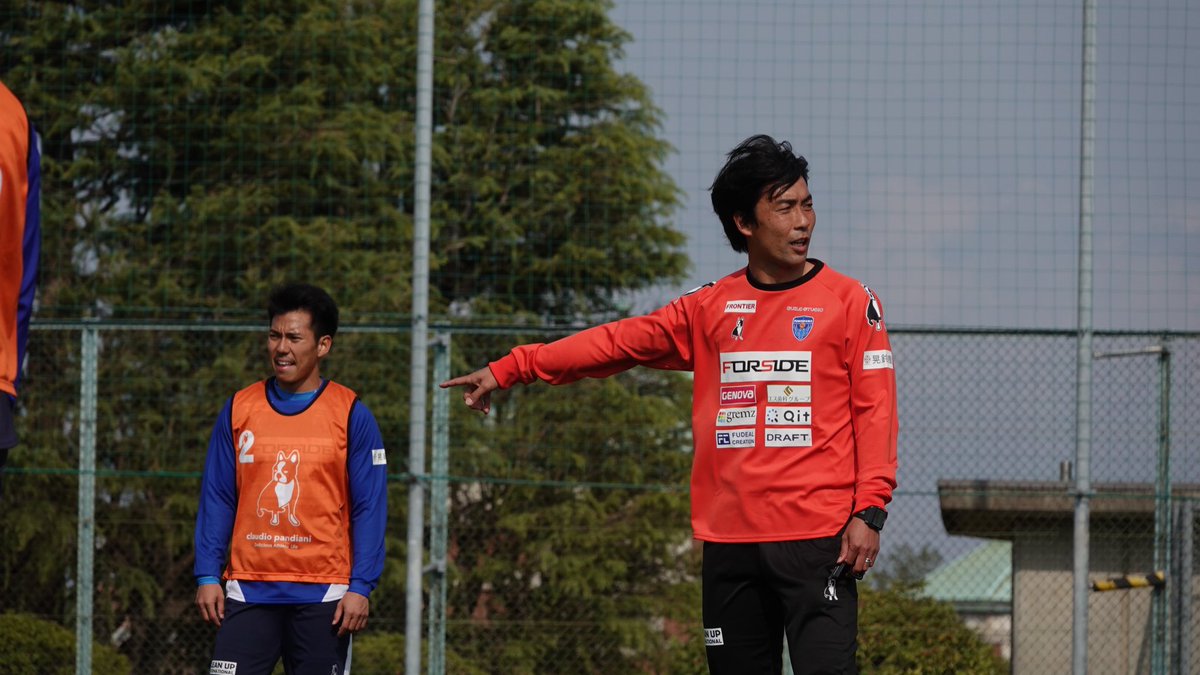 横浜fc 公式 サッカーはゴールを守って ボールを奪って ゴールを決める シンプルで純粋なものだから もっと サッカーしよう やるのは選手たち自身 必死に自分もやるし みんなも闘っていこう 本日から 早川知伸 新監督のもとトレーニングが 横浜fc 公式 サッカーはゴールを守って ボールを奪って ゴールを決める シンプルで純粋なものだから もっと サッカーしよう やるのは選手たち自身 必死に自分もやるし みんなも闘っていこう 本日から 早川知伸 新監督のもとトレーニングが