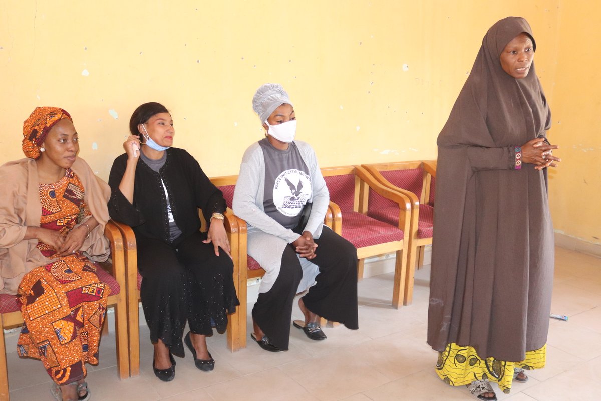 PeaceInitiativ2's tweet photo. April 2021 @PeaceInitiativ2 Women for Peace and Empowerment Monthly meeting in Kano, Nigeria.
#PeaceWorksBetter #PeaceInOurCities https://t.co/nSuvHEn0Z0