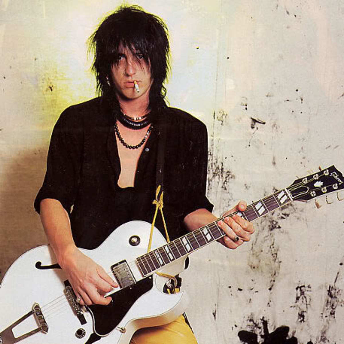 Happy Birthday to former Guns N\ Roses rhythm guitarist Izzy Stradlin. He turns 59 today. 