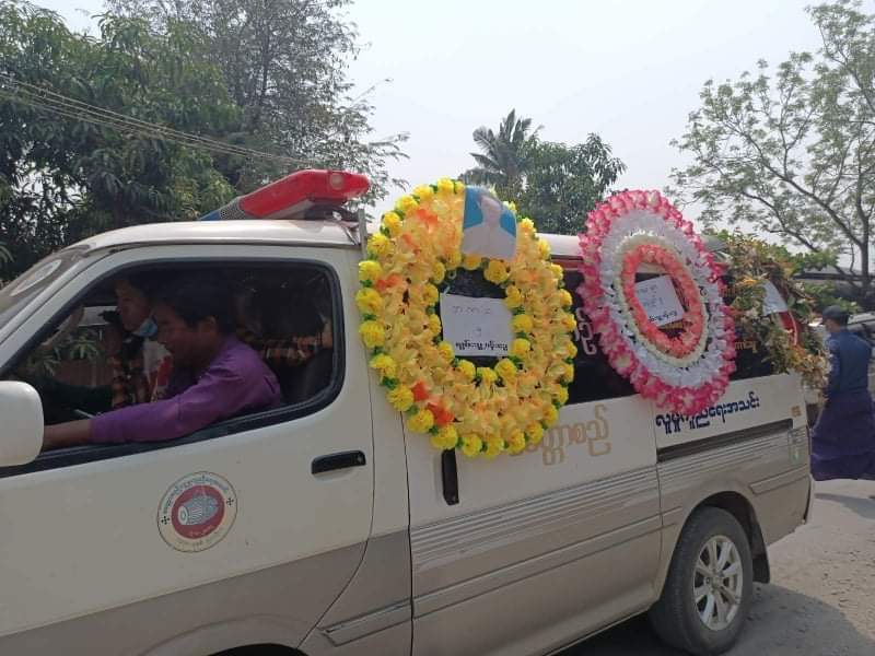 IrrawaddyNews tweet picture