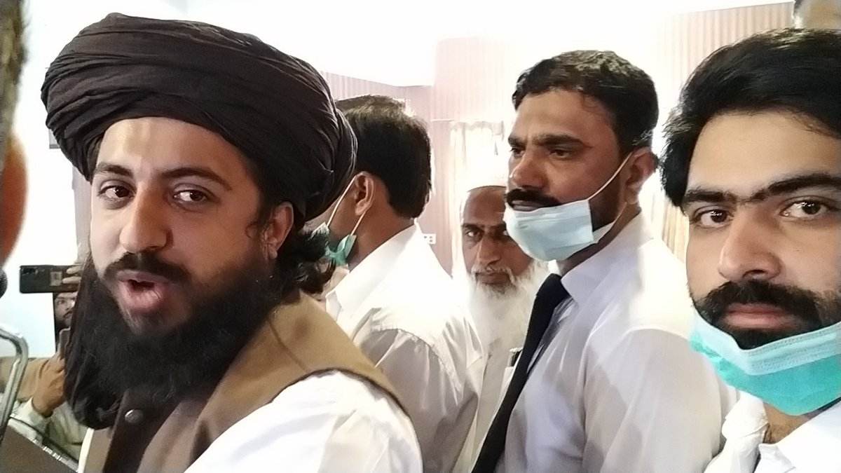saadrasool7's tweet image. At district Bar Association room bahawalnagar with ameer tehrek labiak