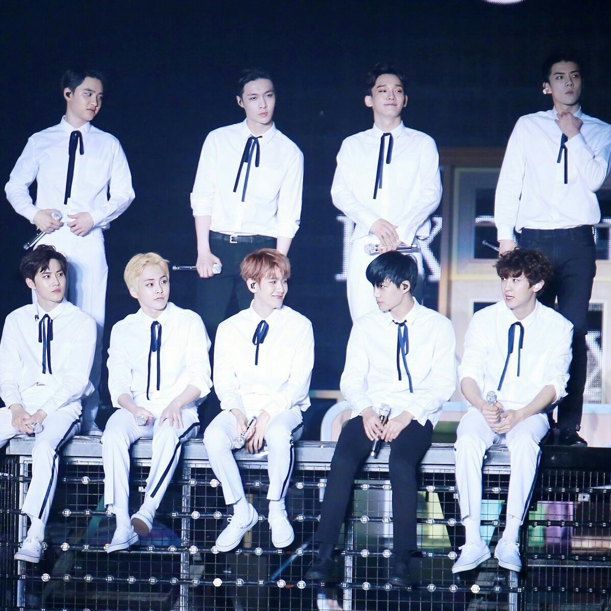 JhesEriEXOt9's tweet photo. Always We Are One!! EXO๐ EXO-L๐ฅณ๐๐
#9YearsWithEXO #9ToEternityWithEXO #9rowingWithEXO #EXO @layzhang @B_hundred_Hyun @weareoneEXO https://t.co/lKwdtRFaGy
