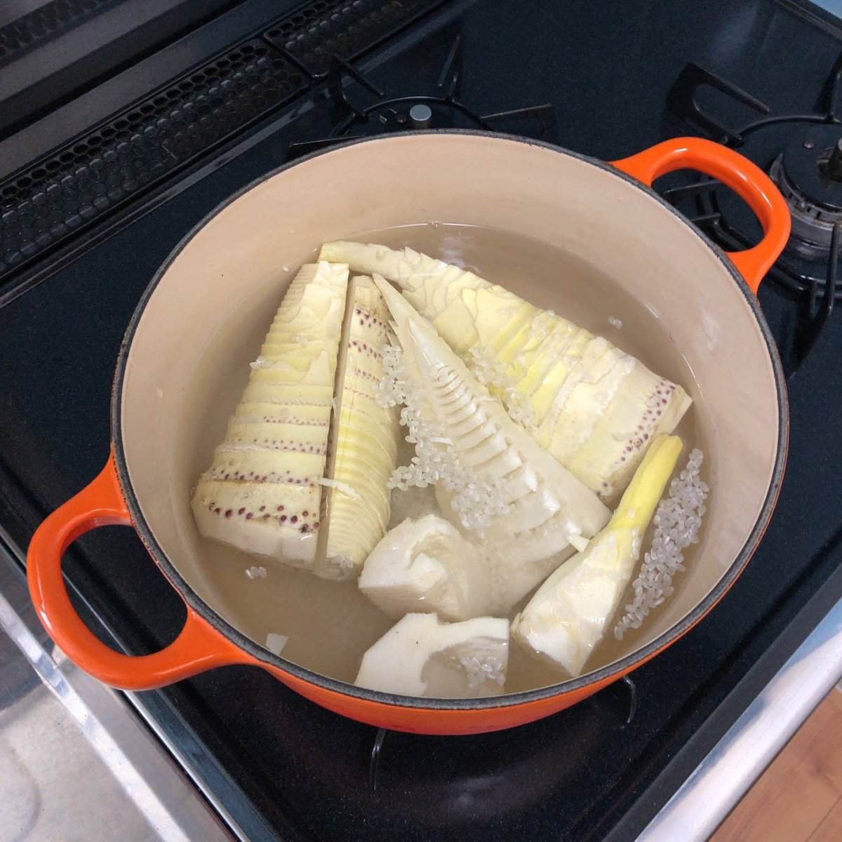 タケノコの煮汁でおかゆを作ったらめっちゃ美味しい に対して それシュウ酸に気をつけないと絶対ヤバい の警鐘 気にしすぎ の意見も Togetter