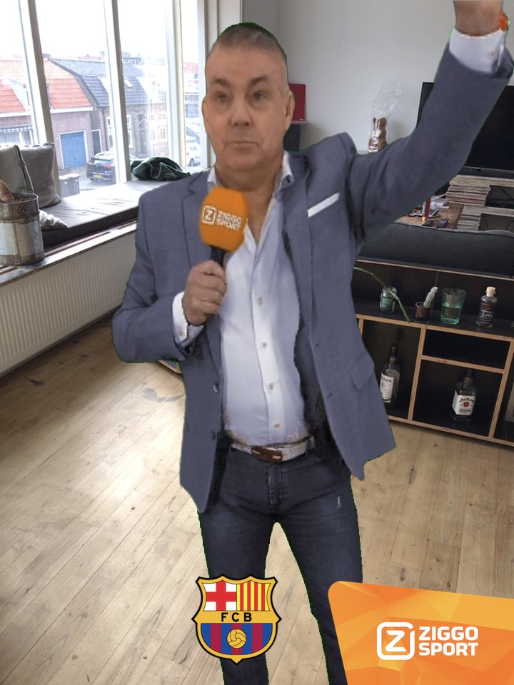 Koekoek! Staat El Sierd opeens in je huiskamer. Leuk gedaan van <a href="/ZiggoSport/">Ziggo Sport</a> als voorbereiding op El Clásico. Dank voor het attenderen <a href="/metz/">Thomas Metz🚶🏻</a>