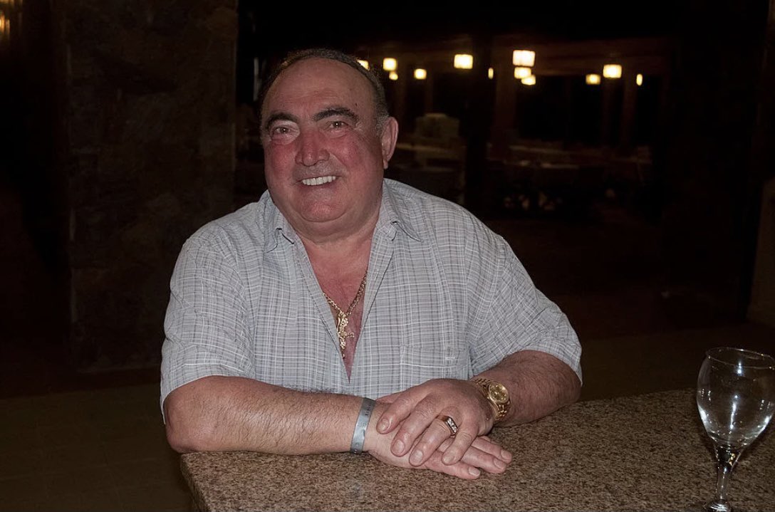 RankedReal's tweet photo. Seriously though Nonno 💔😭 that actually was quite emotional #RHONJ https://t.co/fXHwukv3yW
