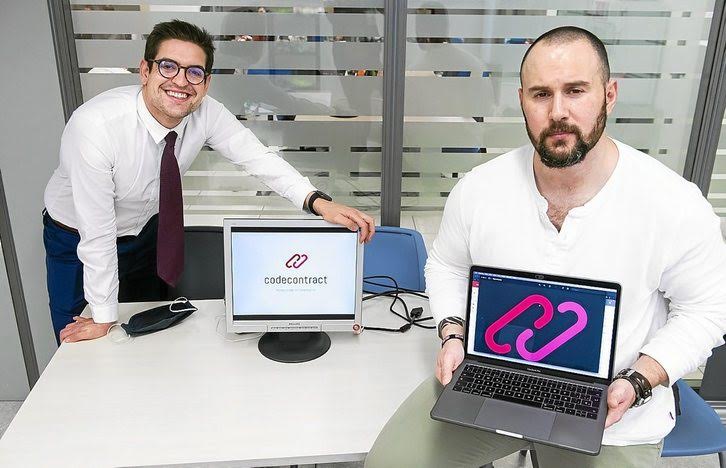 BizkaiaEmpresa's tweet photo. #BizkaiaEgiten
🔹#CodeContract - "El año pasado fuimos elegidas como una de las startups más prometedoras 2021 a nivel estatal. Llevamos desde 2018 trabajando en nuestra “cueva”, con constancia, captando #talento, con un equipo muy comprometido. Eso es lo que nos hace avanzar" https://t.co/jYaUNfA0ql