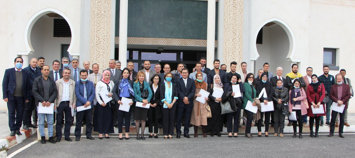 IDRI Algérie (@idrialgerie) on Twitter photo Photo souvenir avec les journalistes ayant pris part au cycle de conférences organisé par <a href="/IdriAlgerie/">IDRI Algérie</a> en coopération avec la Direction Générale de la Communication de l'Information & de la Documentation <a href="/Algeria_MFA/">وزارة الشؤون الخارجية| MFA-Algeria</a> Photo souvenir avec les journalistes ayant pris part au cycle de conférences organisé par <a href="/IdriAlgerie/">IDRI Algérie</a> en coopération avec la Direction Générale de la Communication de l'Information & de la Documentation <a href="/Algeria_MFA/">وزارة الشؤون الخارجية| MFA-Algeria</a>