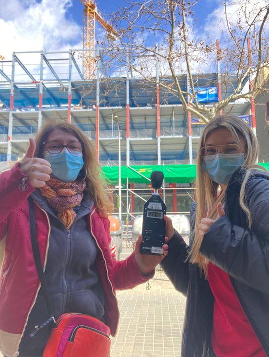 sostAMB's tweet photo. L’alumnat de l’ @InsBonanova ja ha recollit dades reals de diferents espais propers al centre educatiu. Van registrar dades de nivell de soroll i de partícules sòlides en suspensió!

En breu us informarem dels resultats!

#ApSambiental
#serveicomunitariambiental
#CompartimUnFutur https://t.co/LreHnVPKyM