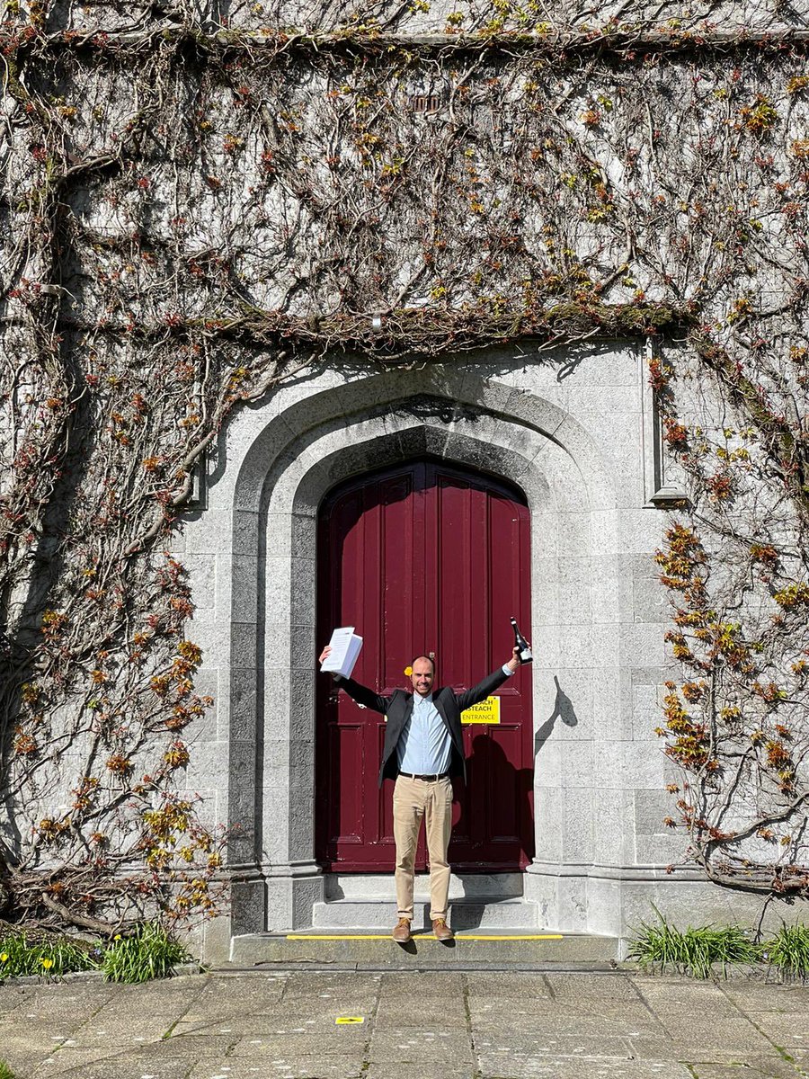 Thesis successfully defended earlier this week! This is finally done 🥳🥳 Thanks <a href="/EOS_NUIG/">Earth & Ocean Sciences</a>  and <a href="/iCRAGcentre/">iCRAG Centre</a> for the support over the past years.