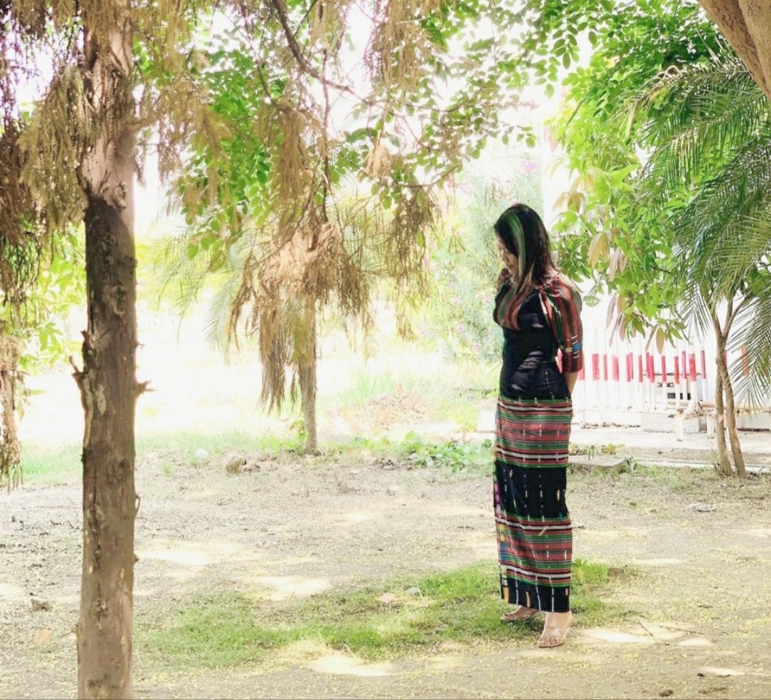 KhinSandiLin1's tweet image. တာဝန်အရတော့ လွမ်းပေးပါ