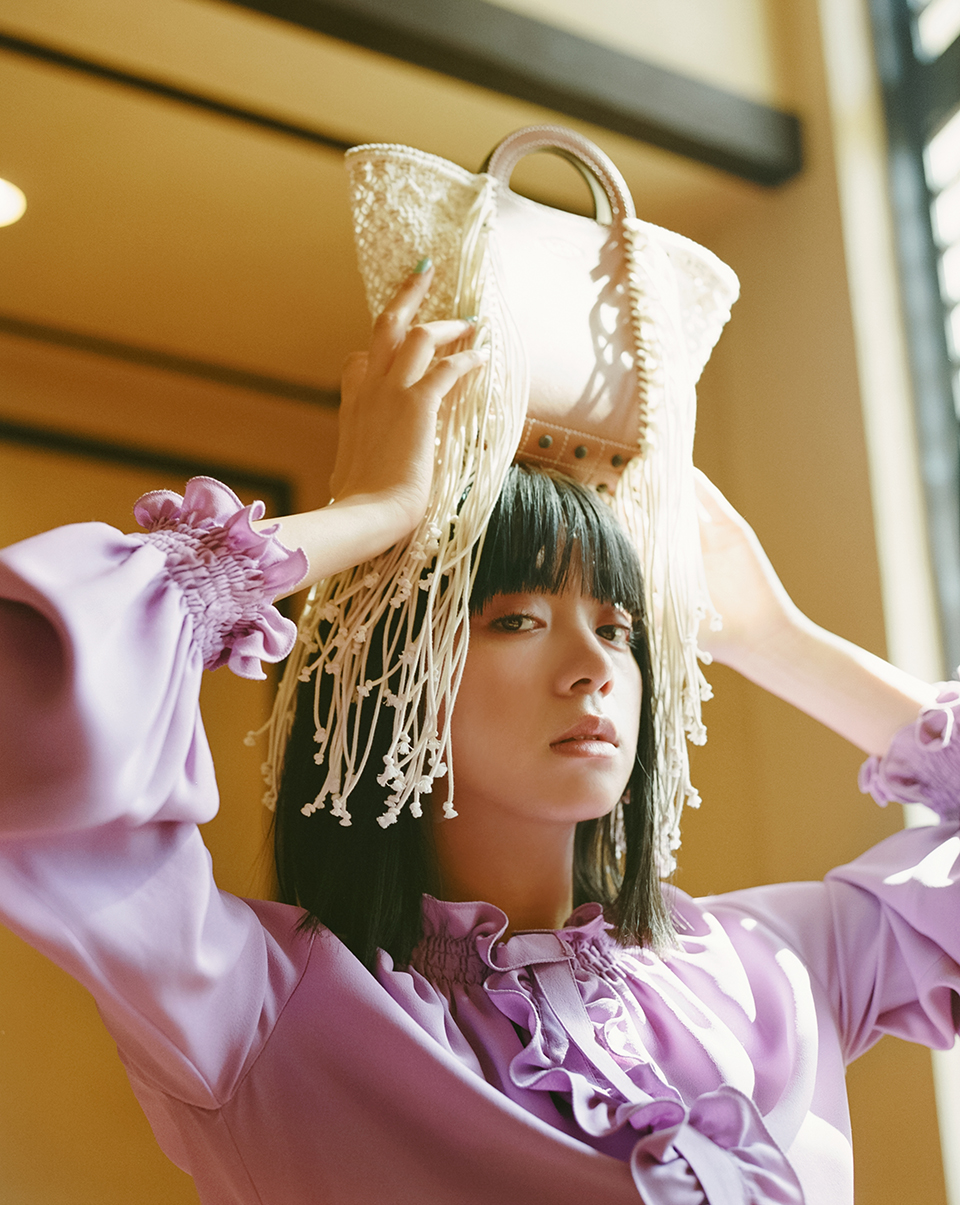 The Fashion Post ザ ファッションポスト 池田エライザが着るトッズ Vol 4 最終回 伊勢丹新宿店では 限定アイテムが揃うポップアップイベントを開催中 会期は4月13日まで T Co A1q0mymrzh Tods Todsss21 Todsisland トッズ T