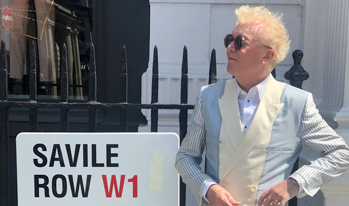 SteveEdgeDesign's tweet photo. Anyone who knows Steve will know he’s no stranger to a well-made suit. And well-made suits rarely come straight off the shelf.
Read our latest blog article here!
https://t.co/QbSpjrDpw8
#SteveEdgeDesign #LatestNews #SuitedAndBooted #Branding https://t.co/QQ2kQ3nBhZ