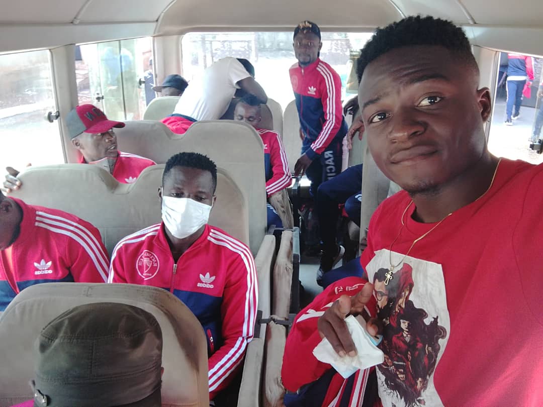 RACING_TPO's tweet photo. Road to 📍 #Yaounde
Safe trip guys 🙏🏿
Jj-1 #FAPRAC https://t.co/x0DOMSAben
