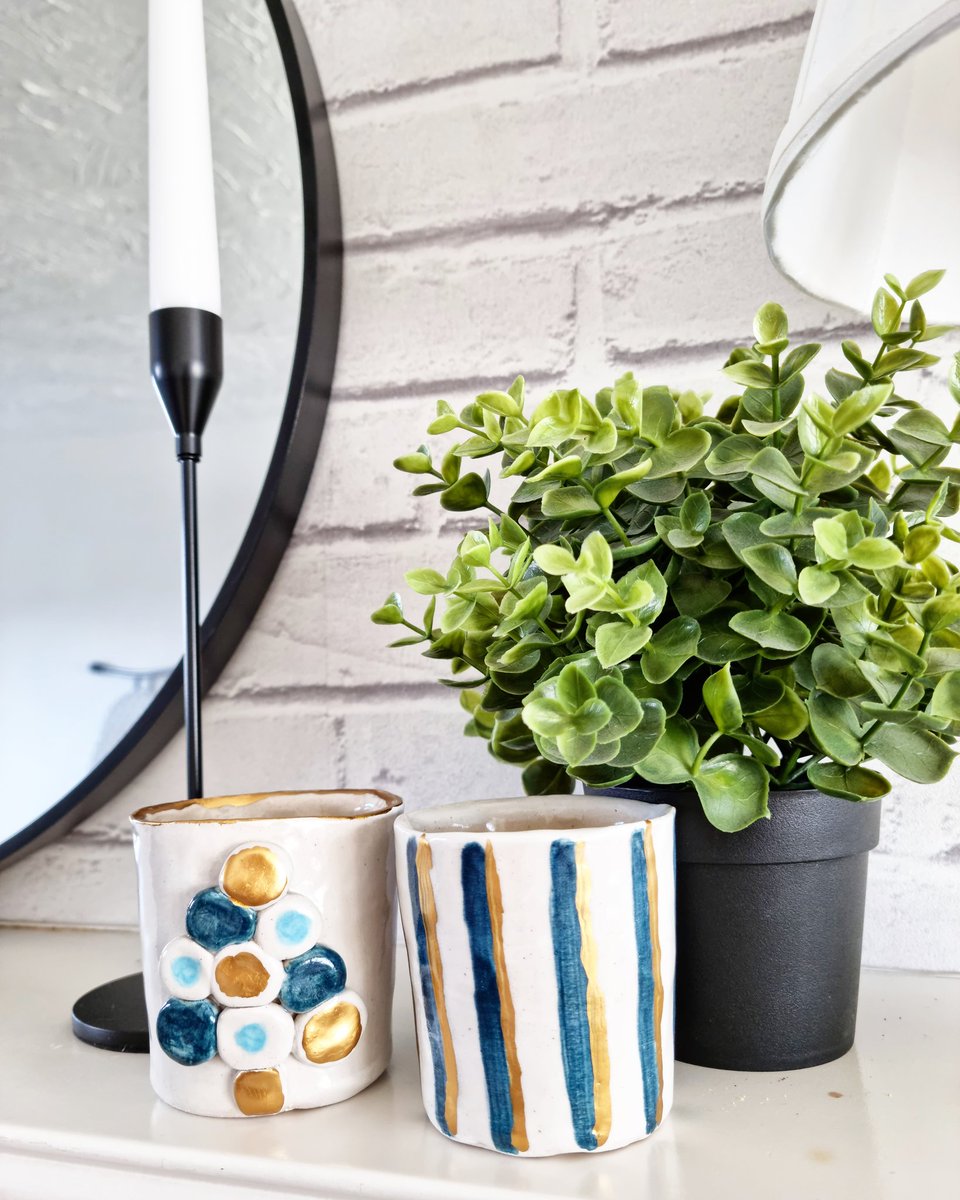 _elikeskin_'s tweet photo. #Coffee #coffeetime #CoffeeTalk #coffemug handmade #potterylover #potterylovers #ceramics #cermiclovers #claylife #newcastleupontyne #love #london #londonpottery #londonceramics #manchester #liverpool #birmingham #uk #unitedkingdom #summer #tableware #tb #goodvibes #nice #mugs https://t.co/dJ6CBgTeqN