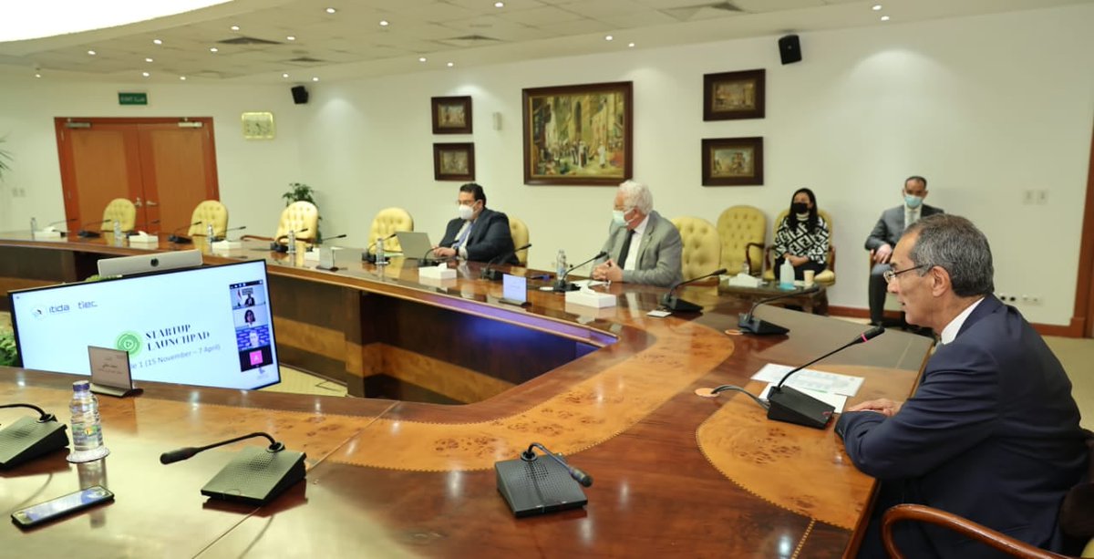 logatel3asr's tweet image. تخريج الدورة الأولى من مبادرة &quot; #منصة_إطلاق_الشركات_الناشئة &quot; لبناء قدرات #رواد_الأعمال بالشراكة مع #الجامعة_الأمريكية كعضو في برنامج كلية Babson العالمية
للمزيد: qrgo.page.link/EiYSr