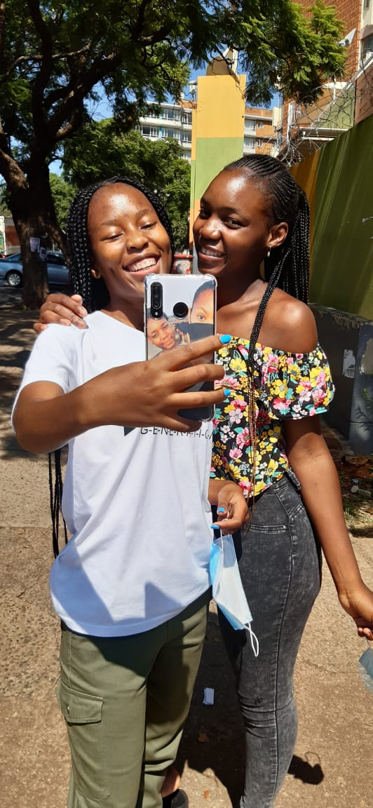 tyrisabranding's tweet photo. Why have a cover like the rest? Get a cover that represent you, hot us up today and take advantage of our R100 per phone cover promotion, its epic.

WhatsApp us at 0794439061 to place an order.

#mjolo #MoneyUpChallenge #DJSBU #eNCA #friendzone #AskAMan #KeaDrive #thursdaymorning https://t.co/9J9UsRqLaP