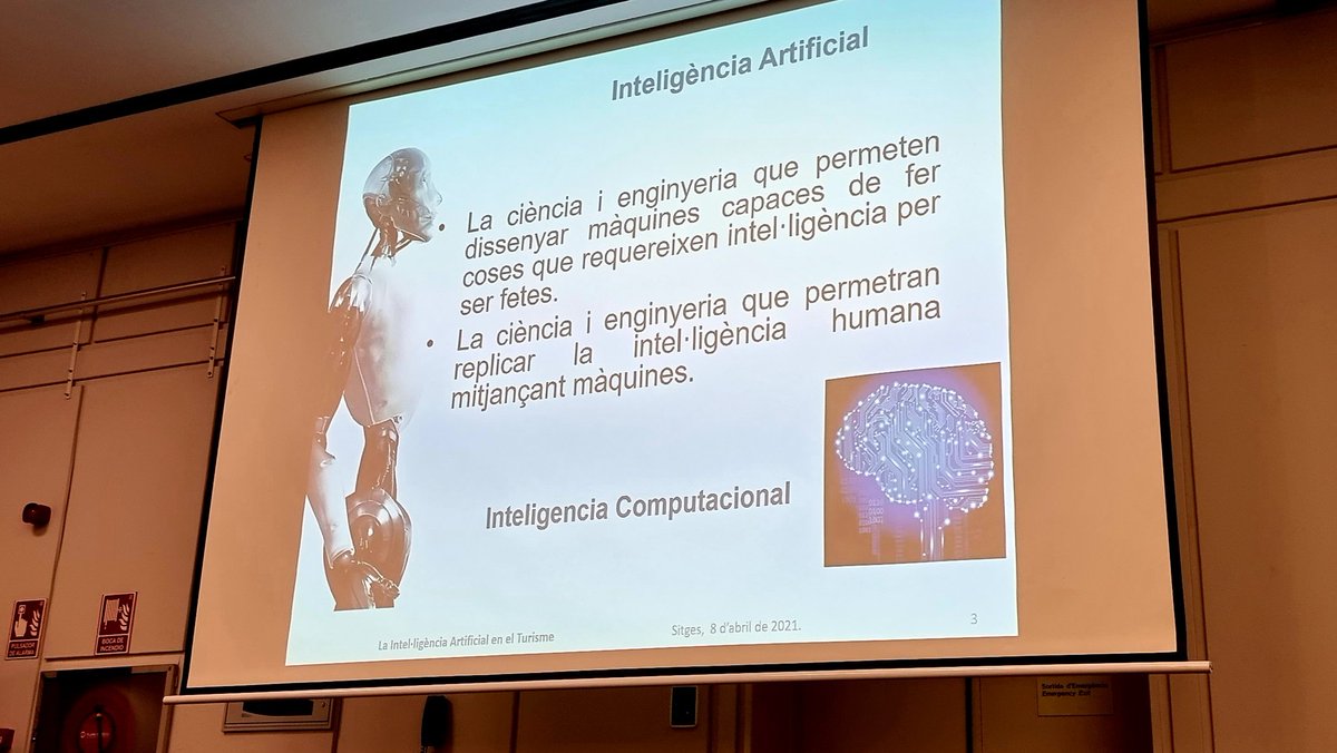 Dr. Pere Garcia, de l'Institut d’Investigació en Intel·ligència Artificial del CESIC ens parla de la Inteligència Computacional. Tecnologíes aplicades al Turisme. #TurismeIA #Sitges