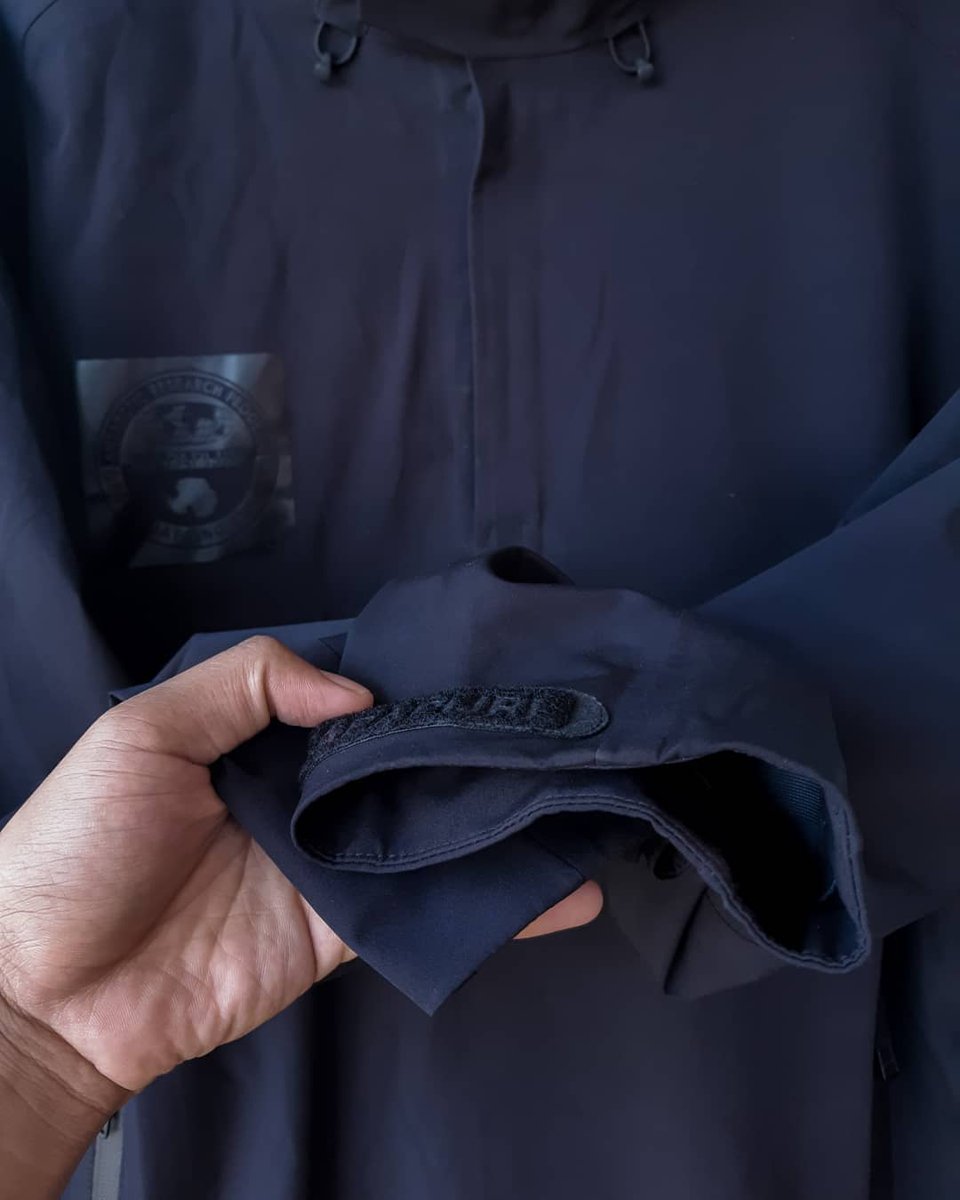 amongdagang's tweet photo. #arcteryxsecond #berghaussecond #mhwsecond #scarpasecond #mammutsecond #napapijrisecond #fjallravensecond #tnfsecond #patagoniasecond #dickiessecond #milletsecond #columbiasecond #montbellsecond #salewasecond #lowealpinesecond #uniqlosecond #salewasecond #ospreysecond https://t.co/KOJQaAXeOm