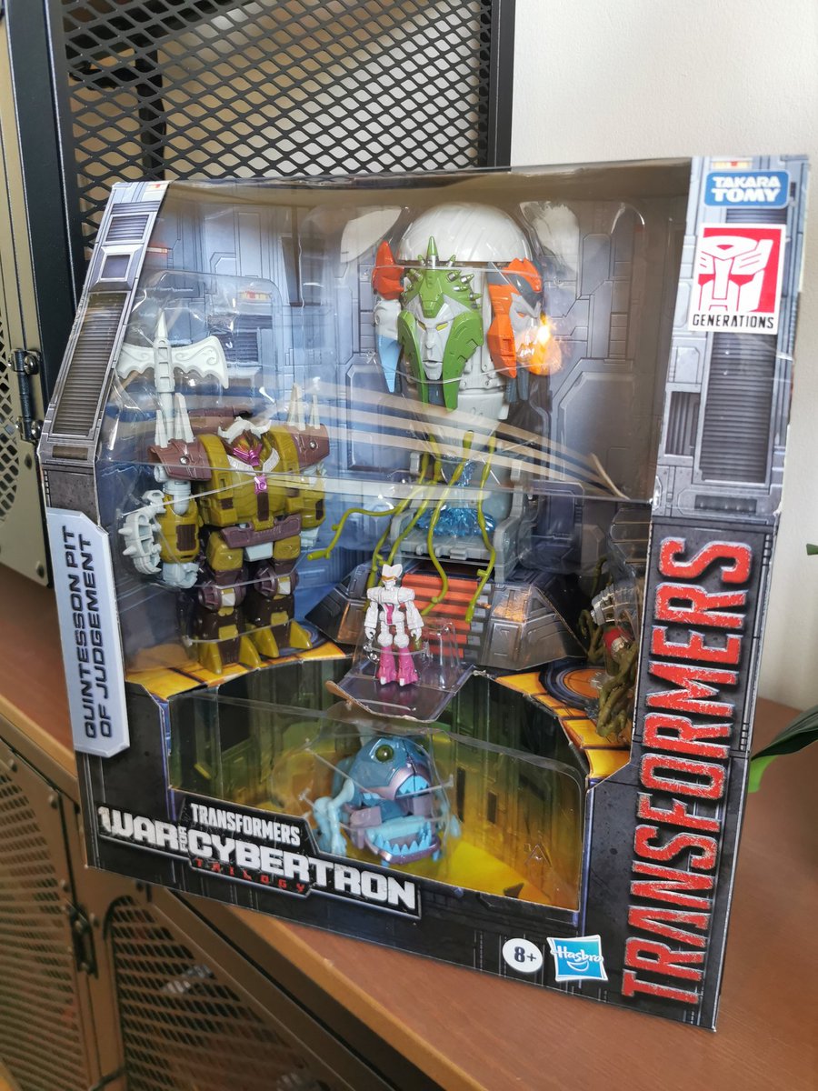 Tom Farthing tweet media