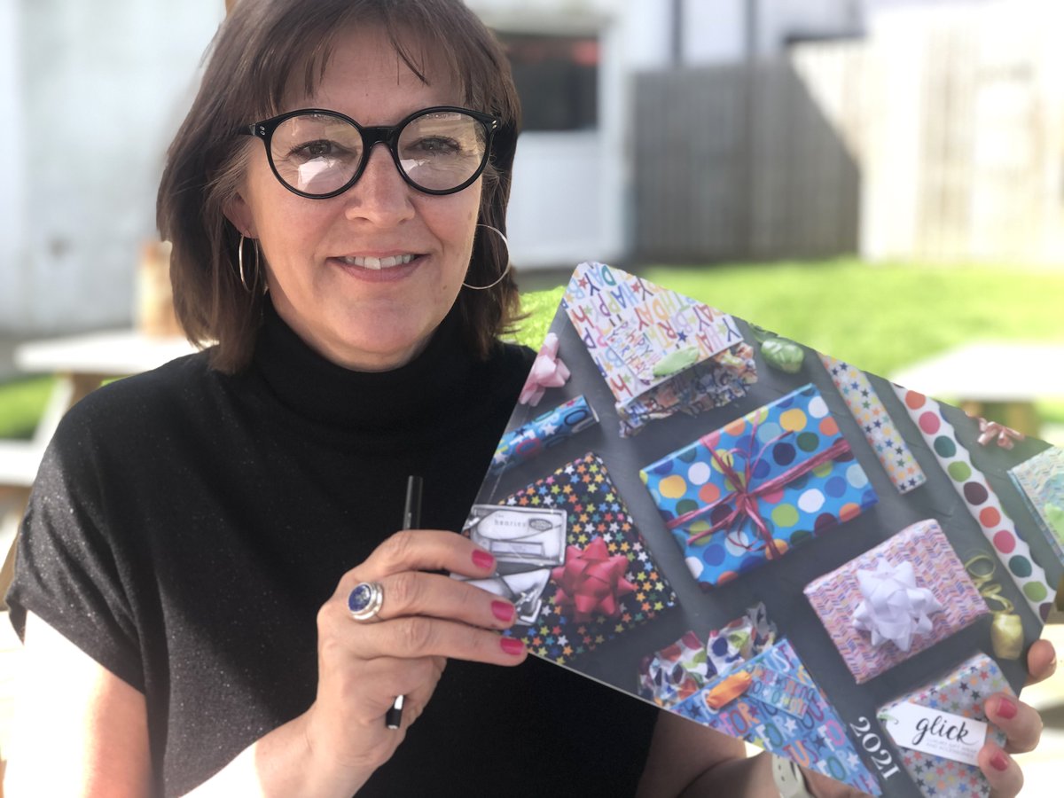 This is our new East Midlands agent Louise Shaughnessy who joined us on 1st April. Welcome to the Glick team Louise! 😊 #newbie #salesagent