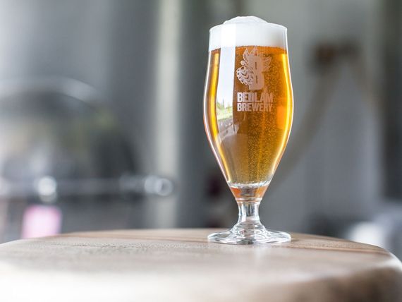 ditchlingbull's tweet photo. 🍻BEER IS BACK🍻

🍻In 4 days time you’ll officially be able to enjoy your first cold #pint in a #pubgarden

We’ve got a great selection on tap in our #gardentent:

🍺@BedlamBrewery Pilsner (4.2%)
🍺@KonaBrewingCo Big Wave (4.4%)
🍺@mondobrewing Little Victories (4.3%) 

#sussex https://t.co/KxGsJGUfSr