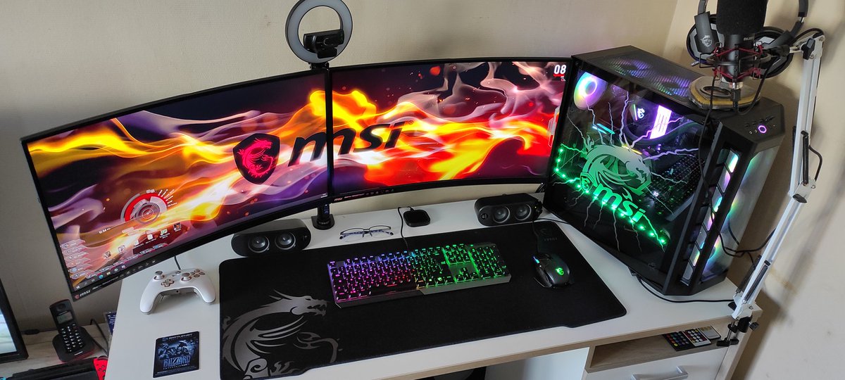 erragonne82's tweet photo. Voici Le nouveau cadeau de ma femme pour compléter mon setup full MSI , Le clavier MSI GK50 low Profile pour remplacer mon Corsair K55 , maintenant il ne me reste plus qu'à upgrade ma config en remplaçant ma RTX 2060 gaming Z 😁 @msifrance @msigaming @yt_guillaume #setupmsi https://t.co/GVDSWmR8Bh