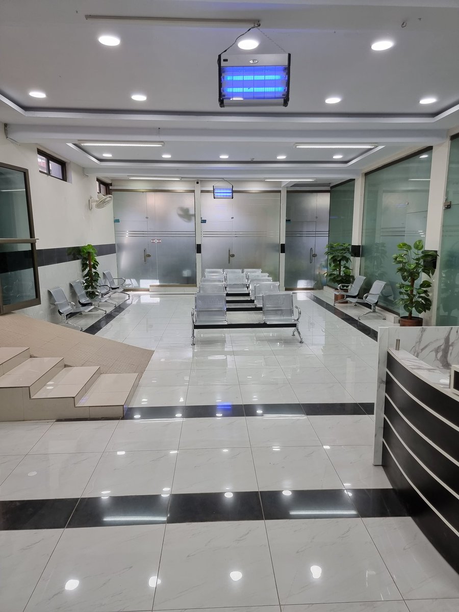 AzamJamil53's tweet photo. What an amazing facility. Federal General Hospital. Helps greatly when the entire  staff follows you on Twitter. ❤️❤️ 2nd dose done 🌹
Stay blessed all of you and thank you so very much. 🙏🙏🙏 https://t.co/5M0UyzDn1l