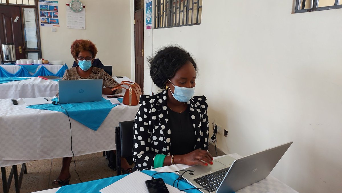 Teaching tutors how to use LMS so that learning activities can continue online #orangeKnowledgeProject <a href="/MeruUniversity/">Meru University of Science and Technology (MUST)</a> <a href="/WUR_WCDI/">Wageningen Centre for Development Innovation</a> @HAShogeschool @NufficGD <a href="/MarjoBaeten/">Marjo Baeten</a> <a href="/InekevMeggelen/">Ineke van Meggelen</a> @IreneKoomen <a href="/john_wesonga/">John M. Wesonga</a>