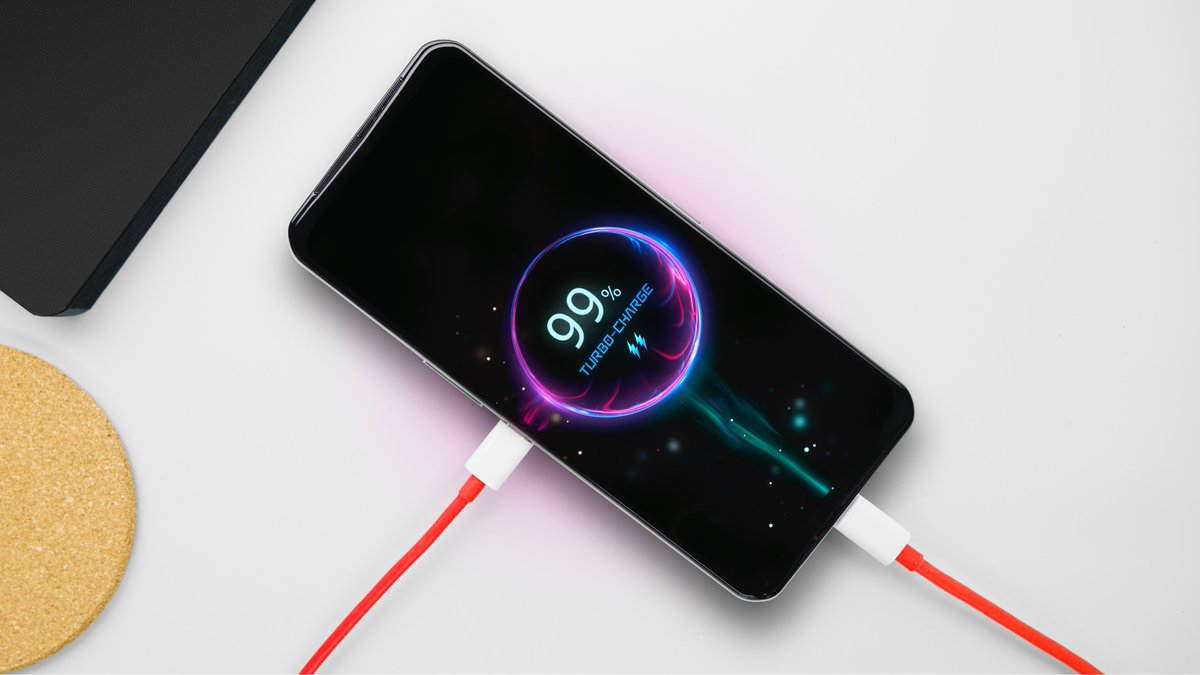 MKBHD's tweet photo. NEW VIDEO - The Ultimate Gaming Phone! https://t.co/XyG7fQTwaN - RT! https://t.co/4Ub31pMuf0