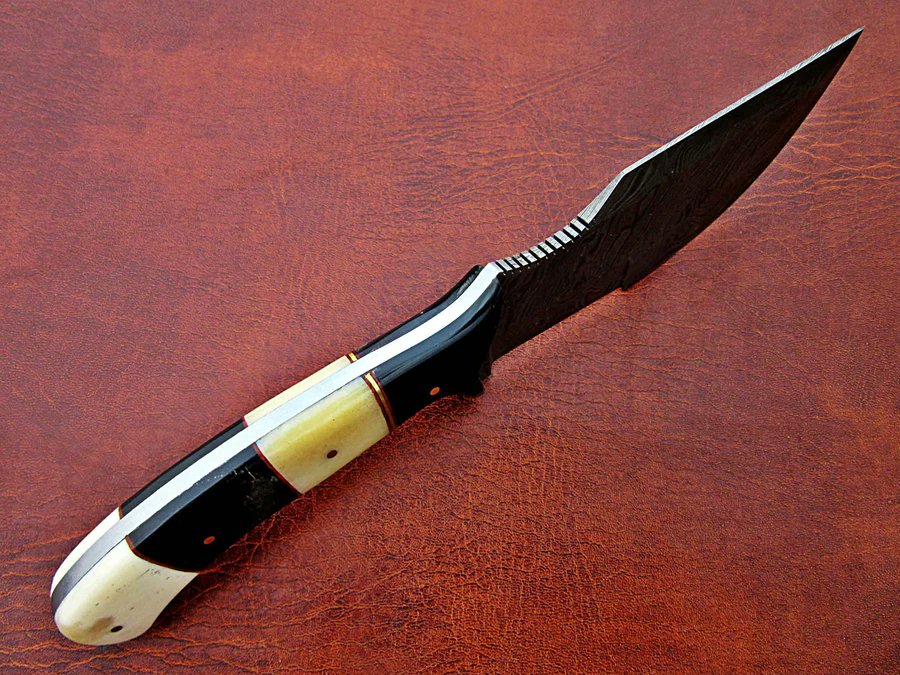 KniferZone's tweet photo. $67 Handmade Damascus Steel Hunting Tracker Knife with Leather Sheath.

#damascussteel #thursdayvibes
#knives #knifemaking #outdoors #america #usa #uk #germany #hunting #huntingoutdoors #damascusknives #handmadeknife #handmadegift #survival #knifesale #knifelove #knifecollection https://t.co/TRPuEnolb6