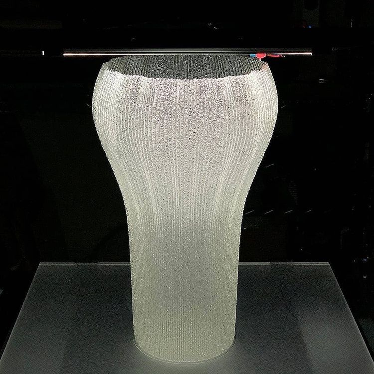 gCreate3D's tweet image. Another beautiful print by Studio Brian Anderson. Early New Bloom vessel on a #gCreate gMax 2 3D Printer (pictured at 350 mm). A urushi-treated version of this vessel was recently shown in the International KOGEI Award in TOYAMA 2020. shop.gcreate.com/.../gmax-3d...…