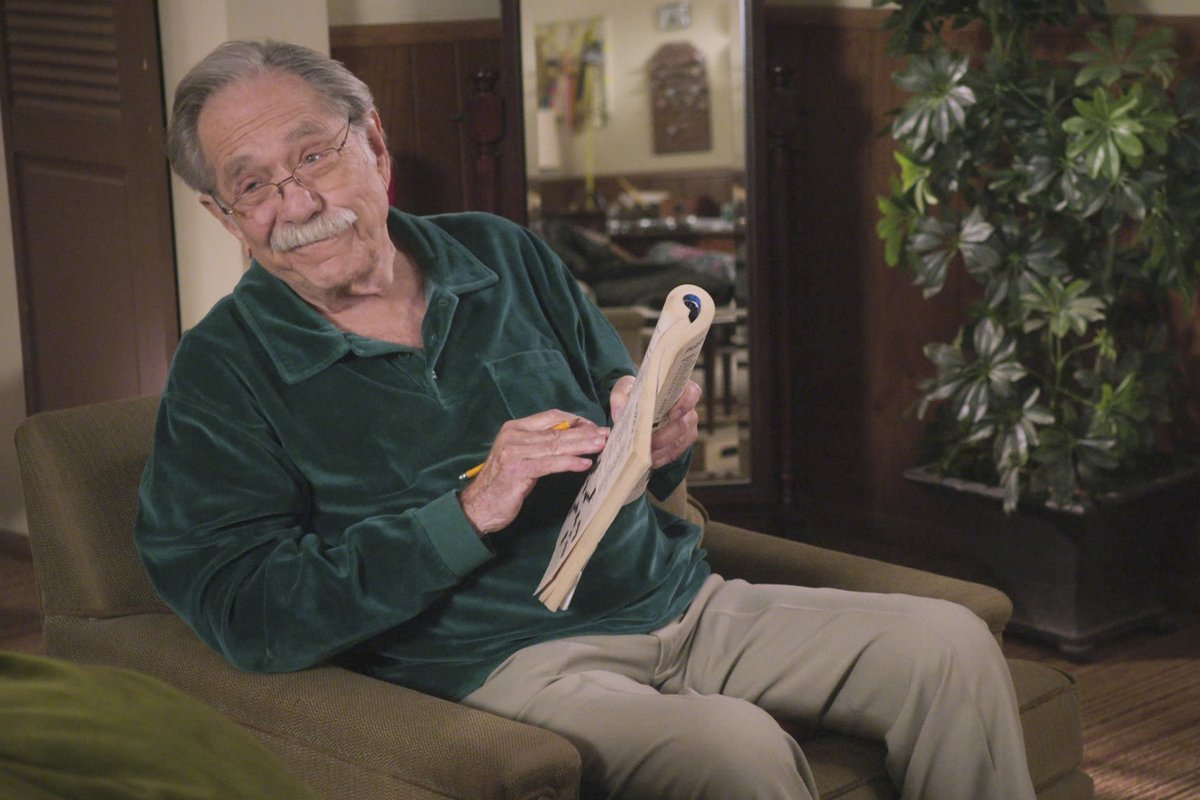 TheGoldbergsABC's tweet photo. In our hearts forever 💛 Celebrating 8 seasons of George Segal on #TheGoldbergs 💫 https://t.co/Vbi1ZTRXL9