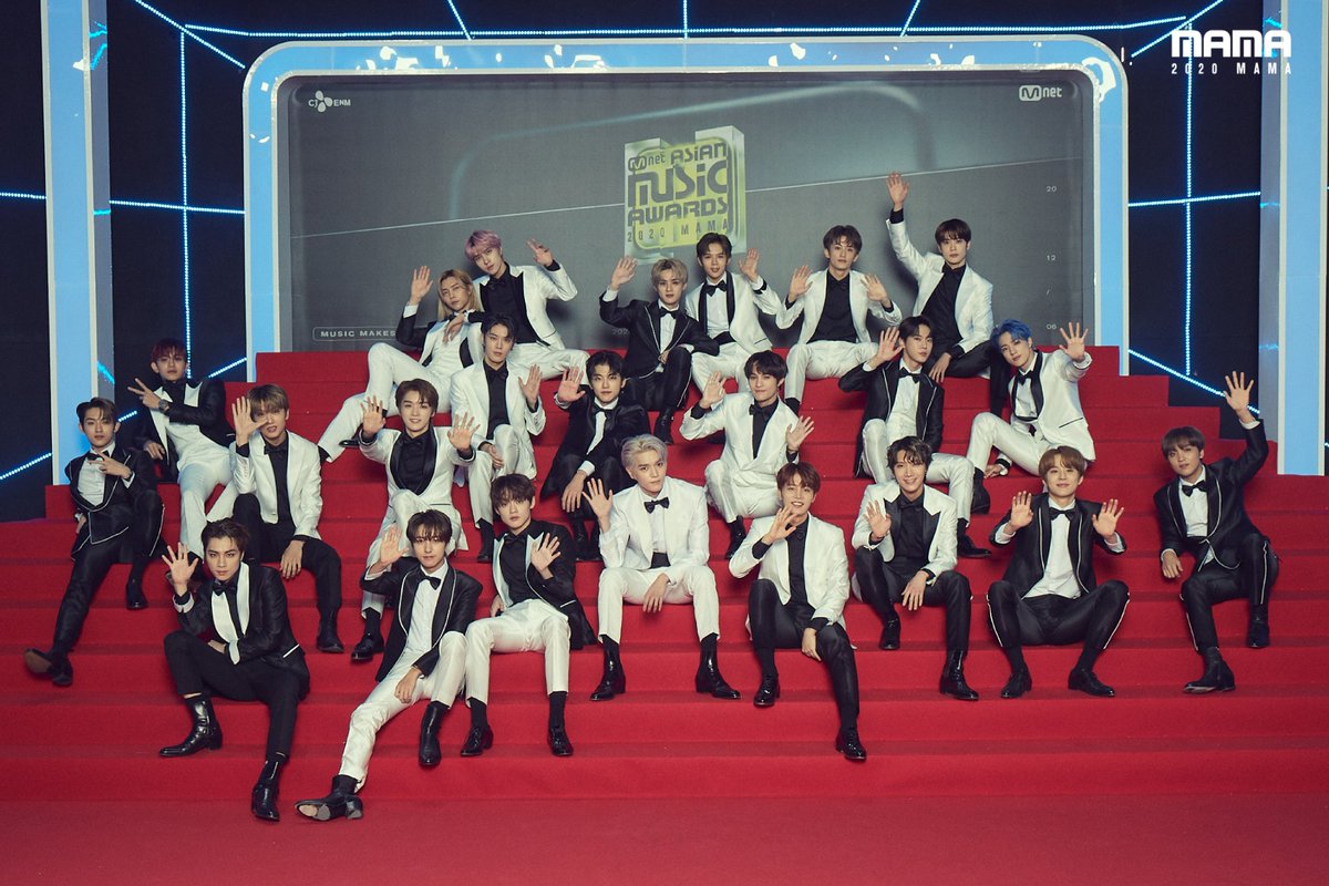 xuxiclassy's tweet image. -𝐇𝐚𝐩𝐩𝐲 𝟓𝐭𝐡 𝐀𝐧𝐧𝐢𝐯𝐞𝐫𝐬𝐚𝐫𝐲 𝐍𝐂𝐓-💚
Ini tahun pertamaku bersama 23 bujang😭. Rasanya excited, seneng, sedih campur menjadi satu😭, sukses terus yaa untuk kalian🤍. 사랑해 얘들아!!💘

#ToTheWorldwithNCT 
#HappyNCTDay 
@NCTsmtown