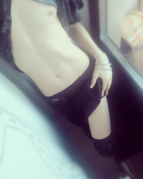 Do you get an aesthetic pleasure???
.
.
.
#femboy #gay #twink #nsfw #butt #ladyboy #cuteboy #lewd #trans