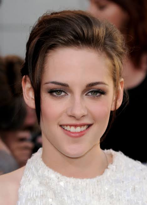 Happy Birthday my Bella Swan, Kristen Stewart.  