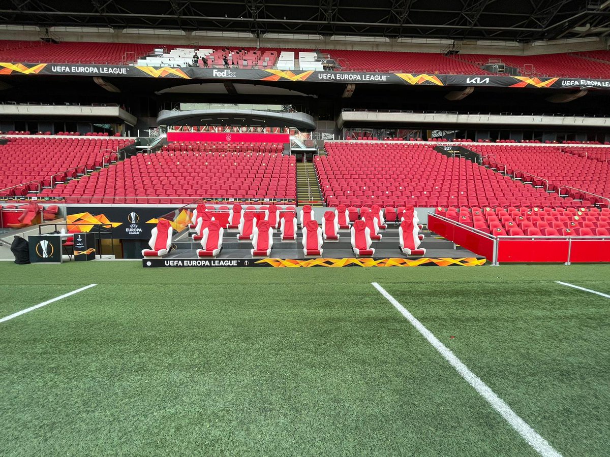 ❌❌❌ = R E A D Y
Who's behind us tonight?!

#UEL #ajarom