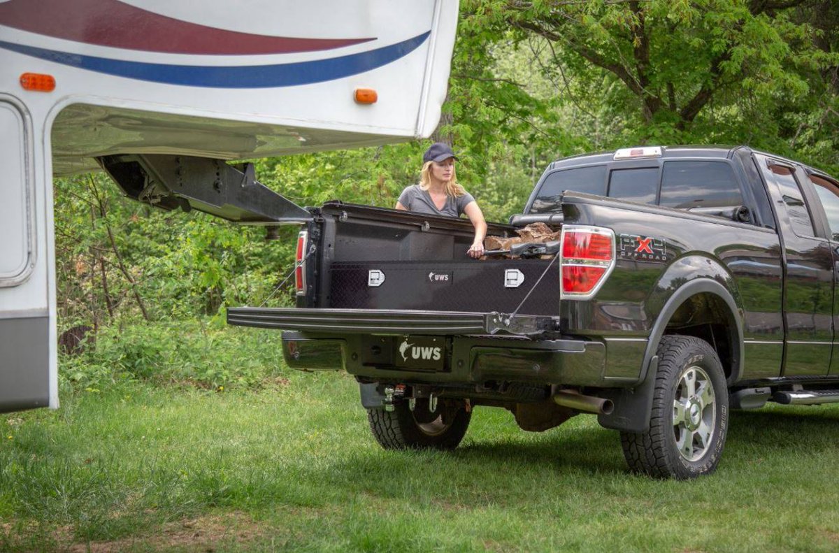 Choosing the best 5th wheel hitch for your truck requires careful thought. There are many options to consider.

Check out our helpful guide here > bit.ly/3itDcqb

#towing101 #5thwheelhitch #CURT