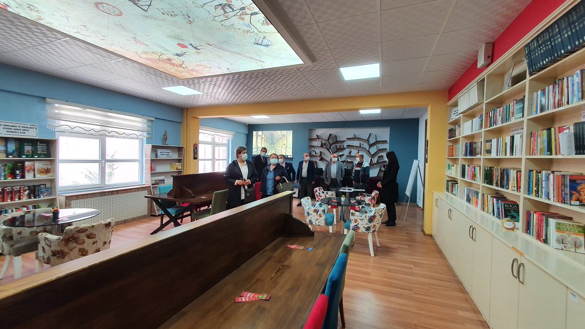 Ünyeli turizm işletmecileri temsilcisi ÜNTİSAD Yönetim Kurulunu Okulumuzda misafir ettik, ortak proje çalışmamızı planladık.
#meslegimhayatım #turizmotelcilik
<a href="/unyekaymakamlik/">ÜNYE KAYMAKAMLIĞI</a>
<a href="/Ordu_MEM/">Ordu İl Millî Eğitim Müdürlüğü</a> <a href="/mfvargeloglu/">MEHMET FATİH VARGELOĞLU</a> 
@unye_mem <a href="/ozgurtokgoz52/">Özgür TOKGÖZ</a> 
<a href="/OrduARGE/">OrduARGE52</a> <a href="/osmandvr/">OSMAN DUVAR</a>