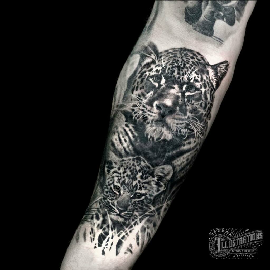 illustrationst1's tweet photo. Da uns die Frage aktuell immer wieder erreicht: Wir haben nach wie vor geöffnet und vergeben Piercing-, als auch Tattoo-Termine! 

➡️Meldet euch gerne direkt per DM oder telefonisch unter: 0211 - 911 87 609 um einen Termim zu vereinbaren. 

🐆 Tattoo gestochen von unserem Mis… https://t.co/QkfUgHVtuN
