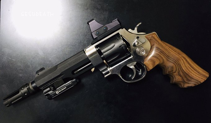 リボルバーはいいぞのtwitterイラスト検索結果