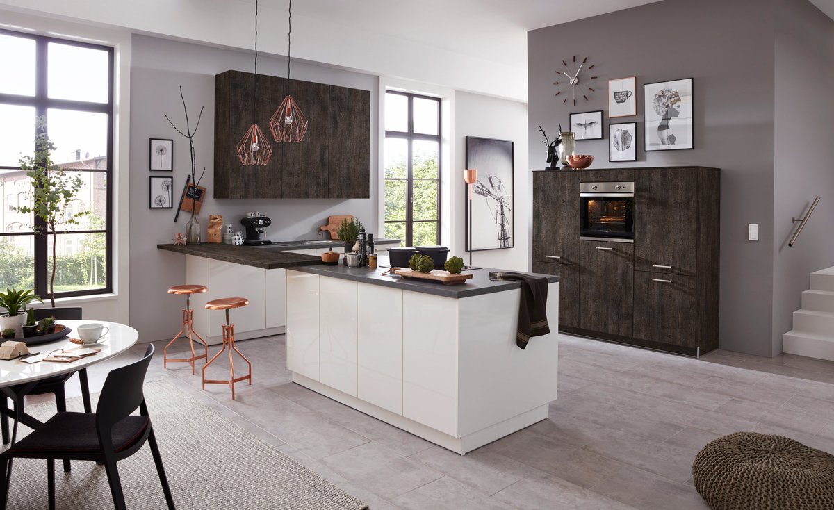 We're delighted to be re-opening our showroom to the public on 12 April 2021 in line with UK government guidance! Our website news article linked provides more details dekorkitchens.co.uk/reopening-12-a… #exeterkitchens #kitchensexeter #devonkitchens #kitchensdevon