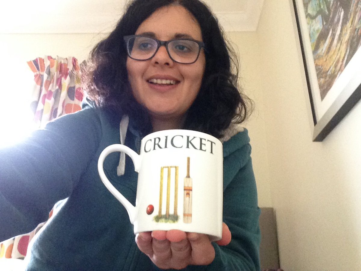 Lilylufc1985's tweet photo. @JonathanDoidge @nickwebb2017 A much needed wicket for Yorkshire. I am listening with a cup of tea in my cricket mug. Come on Yorkshire! https://t.co/ZicSyYPE0v