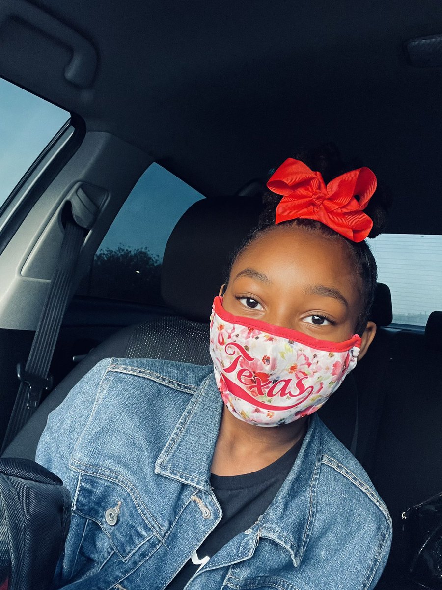 AMommaWithFaith's tweet image. “Children, do what your parents tell you. This is only right. “Honor your father and mother” is the first commandment that has a promise attached to it, namely, “so you will live well and have a long life.”—Ephesians 6:1-3 (MSG) ❤️ #MaskUpHOU #StopTheSpread #ForTheH 🤟🏽