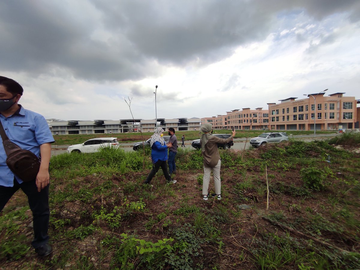 Day 2 : Lahad Datu
a) Penyerahan SST dan kick off meeting projek PPU Sri Indah dan PPU Sri Perdana Lahad Datu.