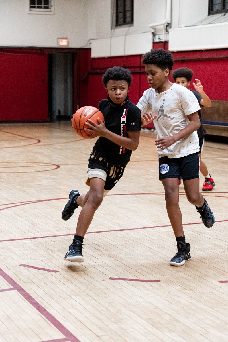 TheLabelFDN's tweet photo. The Label Basketball Club are 3 days away from their first tournament! We have been working hard for a few months now and are looking forward to showing it. Thank you for all of the support and donations that have allowed us to help this group of kids! #courtesyofthelabel https://t.co/KXczQYXyz1