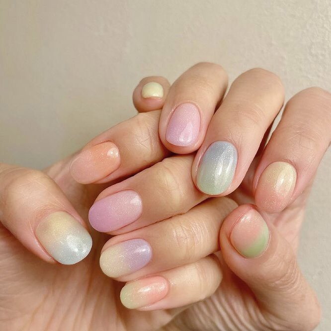 tTukablythe's tweet photo. เล็บไล่สีโทนพาสเทลที่เซฟไว้เป็นเรฟก็คือน่ารักมากกกกกก 💖💙💛💜🧡🤍💚✨ https://t.co/Dv5hmxjL1m